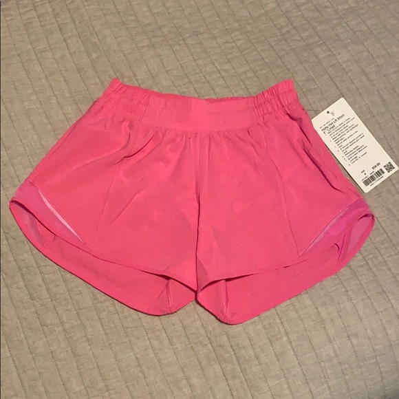 lululemon athletica Pants - Lululemon Hotty Hot Shorts 4” Size 4